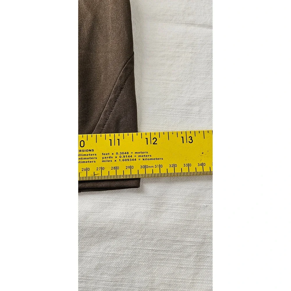 Magellan Sportswear Womens Brown Outdoor Hiking Shorts Size 12‎ Polyester Pocket
